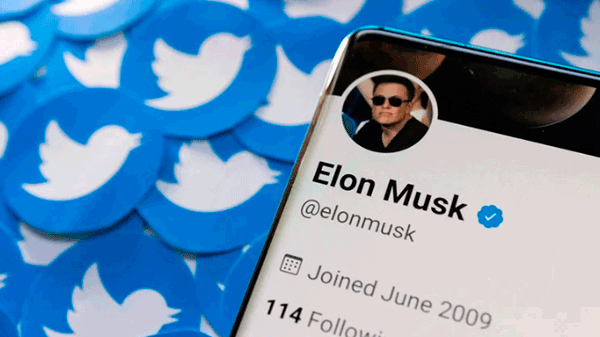 Los accionistas de Twitter se reunieron en medio del drama por la adquisición de Elon Musk