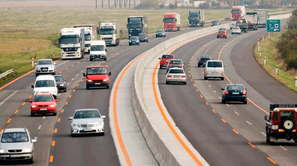 ¿Qué distancia entre autos es la correcta para transitar en rutas o autopistas?