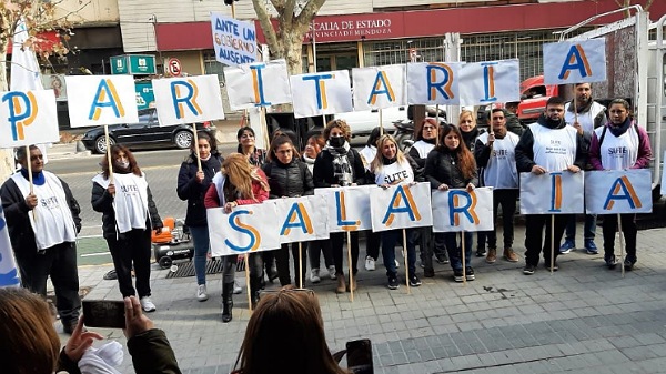 El SUTE reclamó aumento de sueldo y no descarta medidas de fuerza