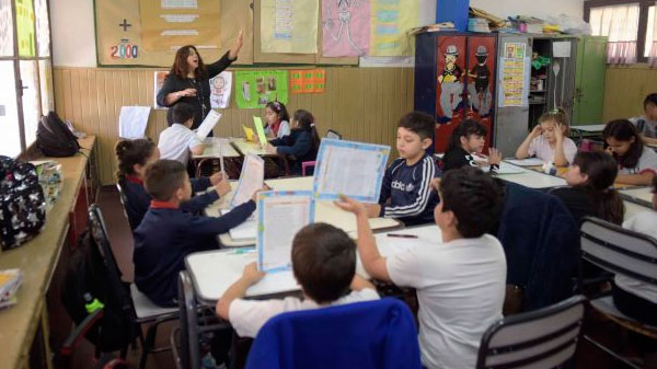 Comienza a implementarse la jornada de siete horas en 164 escuelas primarias de la provincia