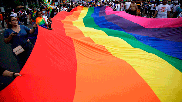 Polémico: Qatar anunció de 7 a 11 años de prisión para quien luzca la bandera LGTBI en el Mundial