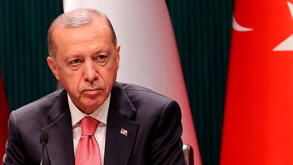 Erdogan anunció sus planes de dialogar con Putin y Zelenski