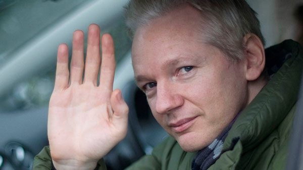 El abogado de Assange dijo que todavía es posible revertir la extradición a EEUU