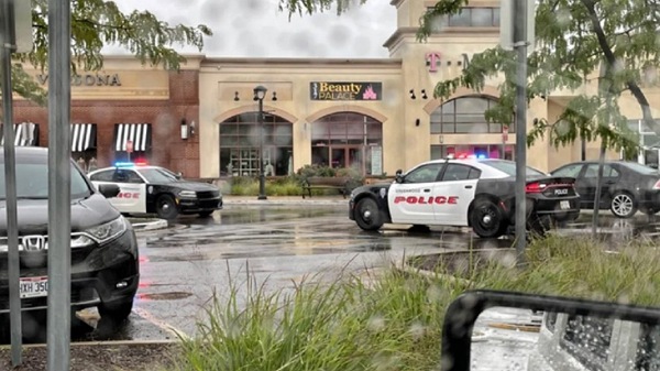 Nuevo tiroteo en Estados Unidos: al menos cuatro muertos en un centro comercial de Indiana