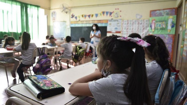 La quinta hora de clase: qué provincias extienden su jornada después de las vacaciones de invierno