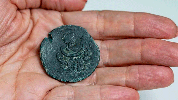 Descubren en Israel una moneda romana de 1.850 años de antigüedad