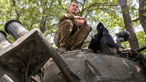 Denuncian que Ucrania posicionó soldados cerca de escuelas y hospitales