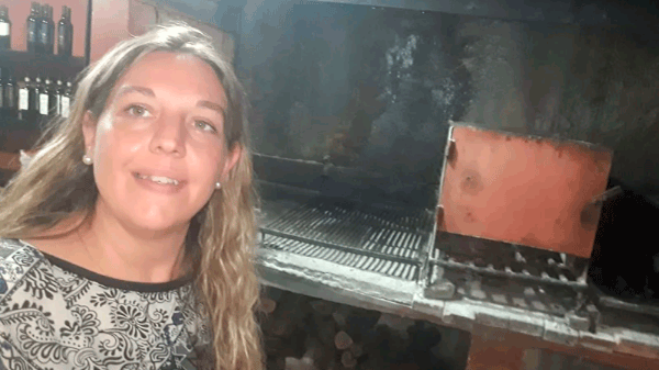 Quién es Betiana Villa, la gastronómica que representará a Mendoza en el Campeonato Federal del Asado
