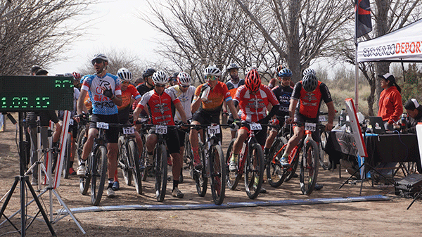 General Alvear: más de 80 ciclistas participaron de la Revancha Desafío de MTB El Trapal