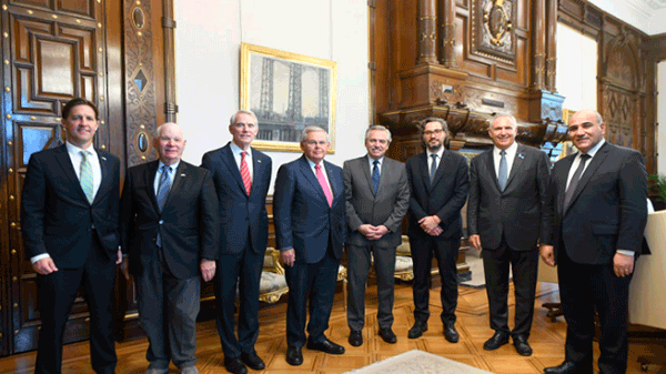 El presidente Alberto Fernández recibió a una delegación del Congreso estadounidense