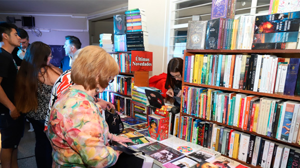 Este domingo continúa la Feria del Libro en el IPA