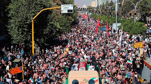 Estiman en 326 los muertos por la represión de las protestas por Mahsa Amini en Irán