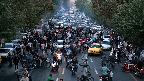 Irán vivió otra jornada de protestas luego de los funerales de dos menores