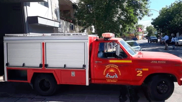 El cuartel de bomberos voluntarios de Rama Caída recibirá una autobomba