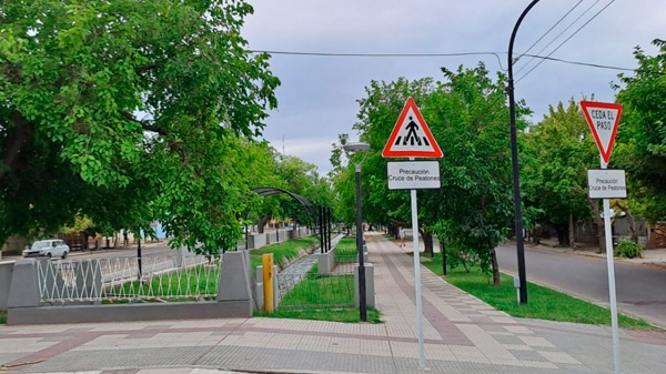 Últimos detalles para la inauguración del paseo Luis Huerta y Plaza Valenciana