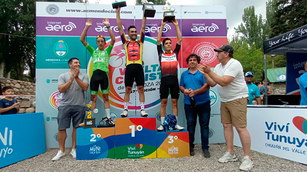 Vuelta de Mendoza: El Chileno Edison Bravo cantó victoria en el Manzano