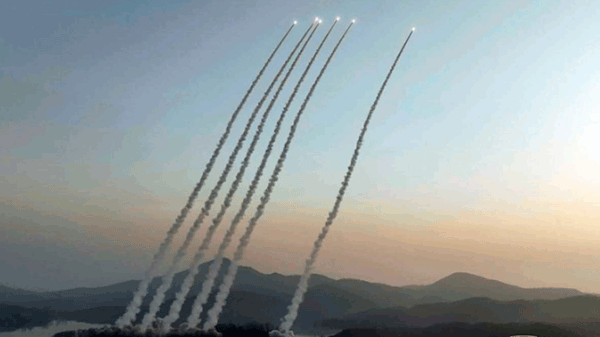 Asia – Pacífico: Corea del Norte lanzó misiles estratégicos como advertencia a los EEUU