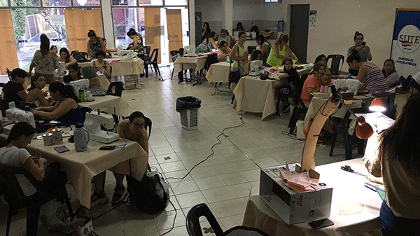 El Polo Textil comienza sus cursos de costura en Ciudad y distritos