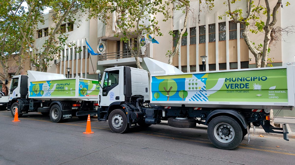 El municipio sigue modernizando la flota de servicios con nuevos camiones