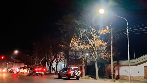 San Rafael suma más luces LED, ahora en Avenida Alberdi