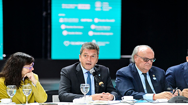 $100 mil millones para las PyMEs: Massa anunció más financiamiento para potenciar la inversión productiva