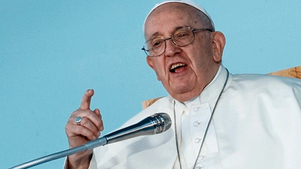 El Papa advirtió a medio millón de jóvenes sobre las trampas de las redes sociales