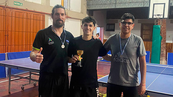 Tenis de mesa: Joaquín Encinas ganó el torneo de agosto