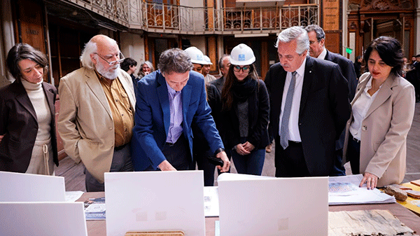El Presidente recorrió obras de restauración y puesta en valor de la ex sede de la Biblioteca Nacional y de la Basílica San Francisco de Asís