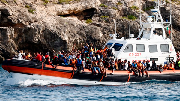Italia abrirá nuevos centros para recepcionar migrantes ilegales