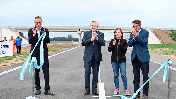 El Presidente inauguró la finalización de la Autopista RN 8 Pilar-Pergamino