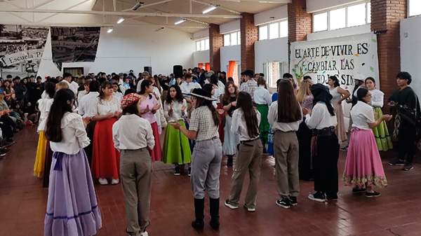 La escuela 4-006 Pascual Iaccarini conmemora su 83° Aniversario con importantes actividades