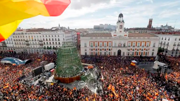 El fantasma de la impunidad sobrevoló Madrid y Ferraz, inflamadas de opositores a Sánchez