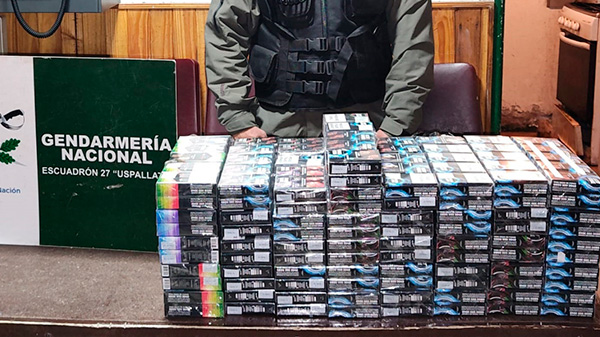Detenidos cuando querían cruzar 760 paquetes de cigarrillos a Chile