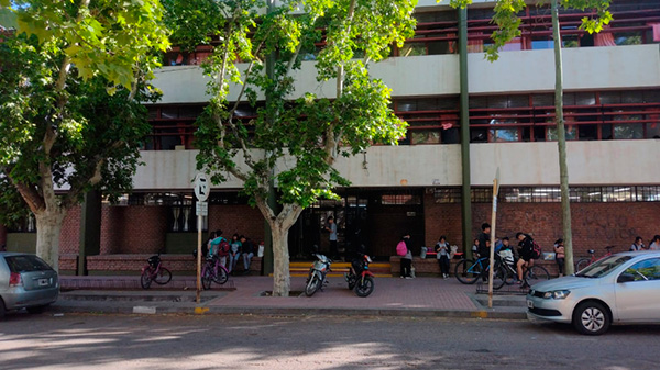 El CCT y FP 6-024 invita a los alumnos de escuelas secundarias a las Clases demostrativas en distintas áreas