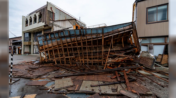 Se eleva a 128 la cantidad de muertes por el devastador sismo en Japón