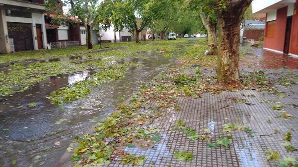 Rige hoy un alerta por tormentas y granizo