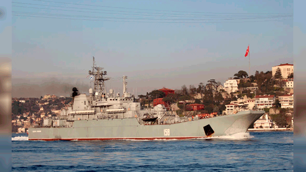 Ucrania asegura que hundió un buque ruso de grandes dimensiones frente a las costas de Crimea