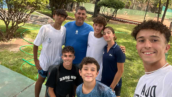 Jugadores del San Rafael Tenis Club participaron del primer Regional