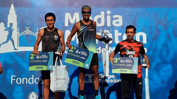 Denis Álvarez subió al podio en la Media Maratón de Mendoza