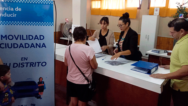 Licencias de conducir en los distritos: se entregaron 21 licencias a conductores de Monte Comán