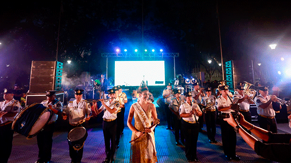 San Rafael agasajó a Sol Indiveri con un colorido y emotivo evento en la plaza San Martín