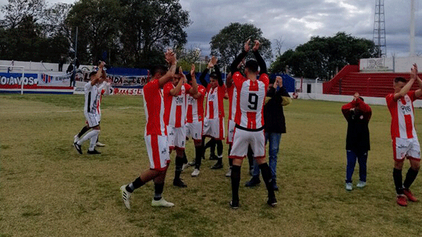 Balloffet, Rincón, El Porvenir y Salto de las Rosas clasificaron a semifinales  de la Copa Vendimia