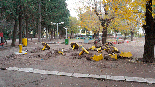 Comenzaron las refacciones en el polideportivo municipal de Alvear