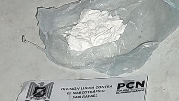 Mujer de 35 años imputada por vender droga en Pueblo Soto