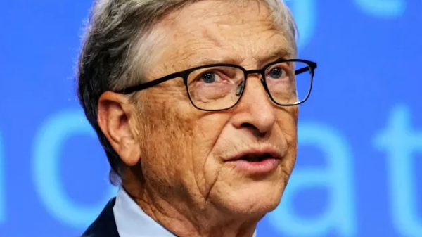 Bill Gates volvió a sorprender con una nueva predicción sobre la IA: «Un arma mortal»