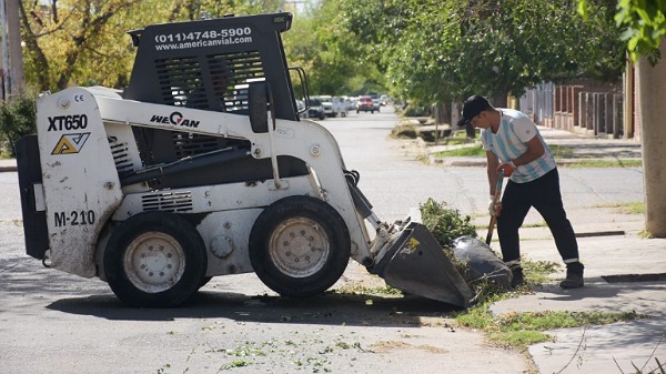 Operativos de limpieza: piden precaución ante el pronóstico de tormentas