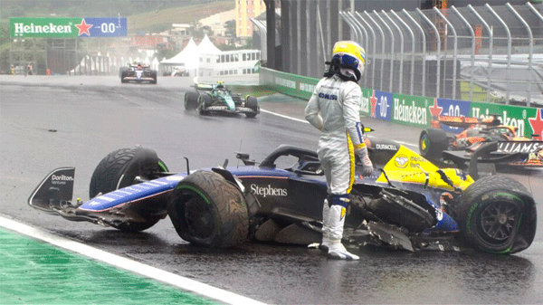 Fuerte golpe de Franco Colapinto y abandono en el GP de Brasil