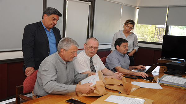 Tres empresas pelean por quedarse con ruta que pasa por La Llave y Goudge