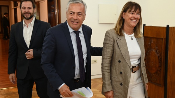 Candidata de Cornejo llega a la Suprema Corte de Justicia