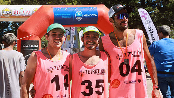 Más de 250 atletas participaron del Tetratlón